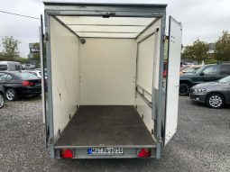 Thule Koffer Anhänger 2 Tonnen voll